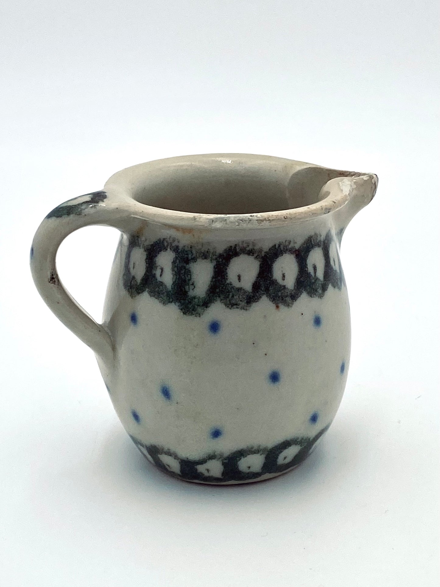Le tout petit pot à lait