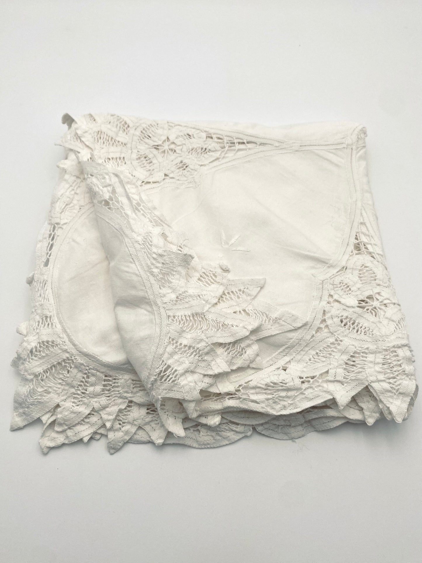 La petite nappe en dentelle