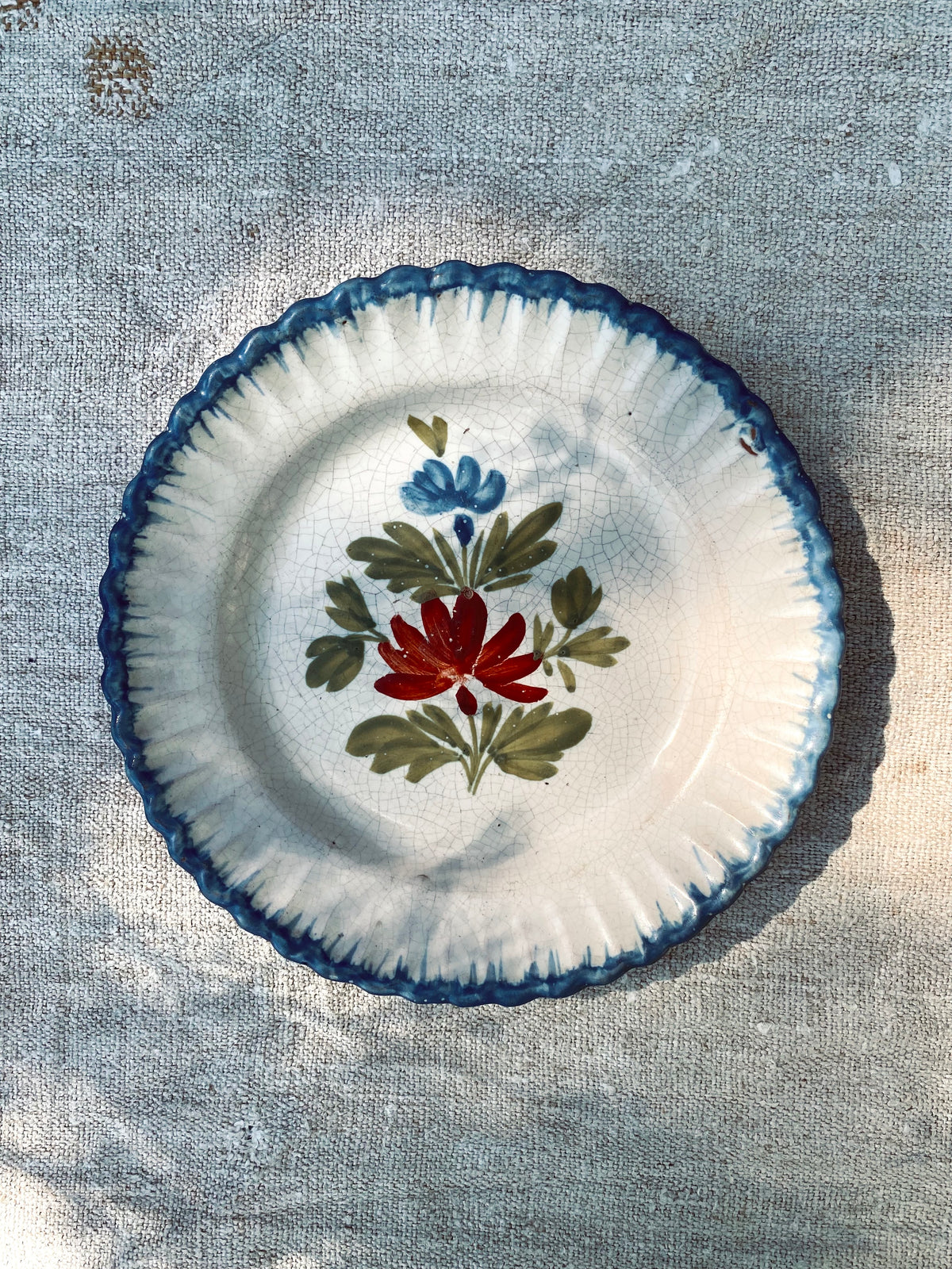La petite assiette ancienne