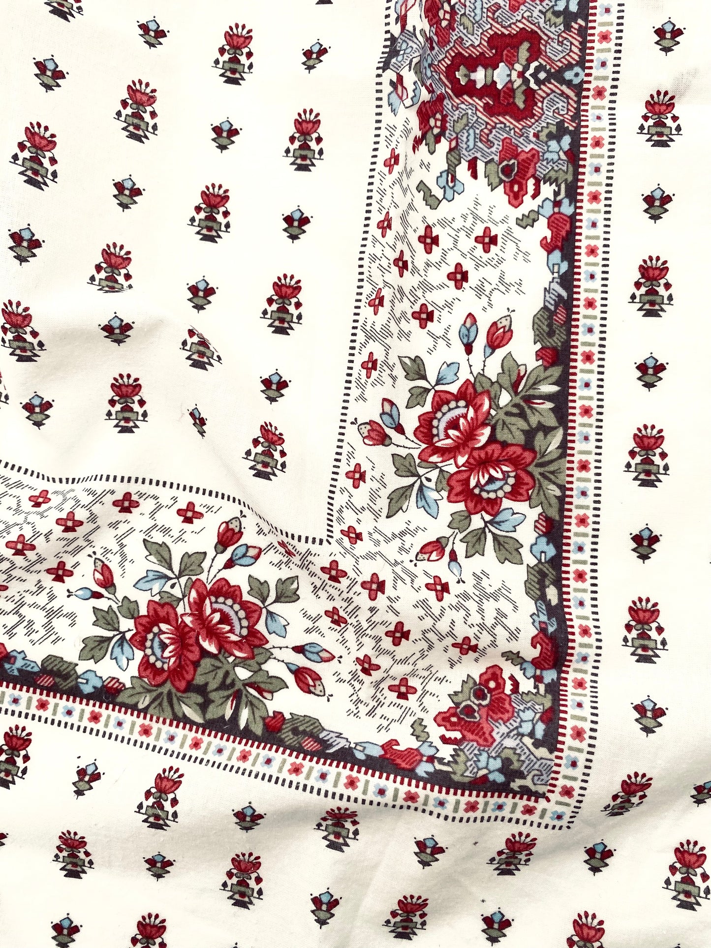 Le foulard vintage Les Olivades