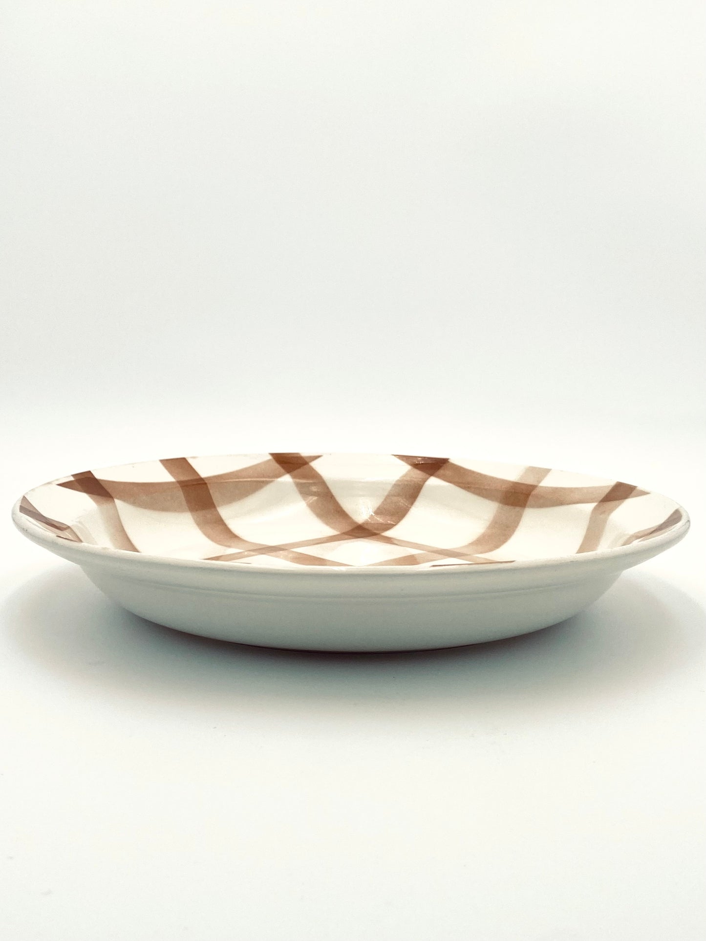 La grande assiette à carreaux marron