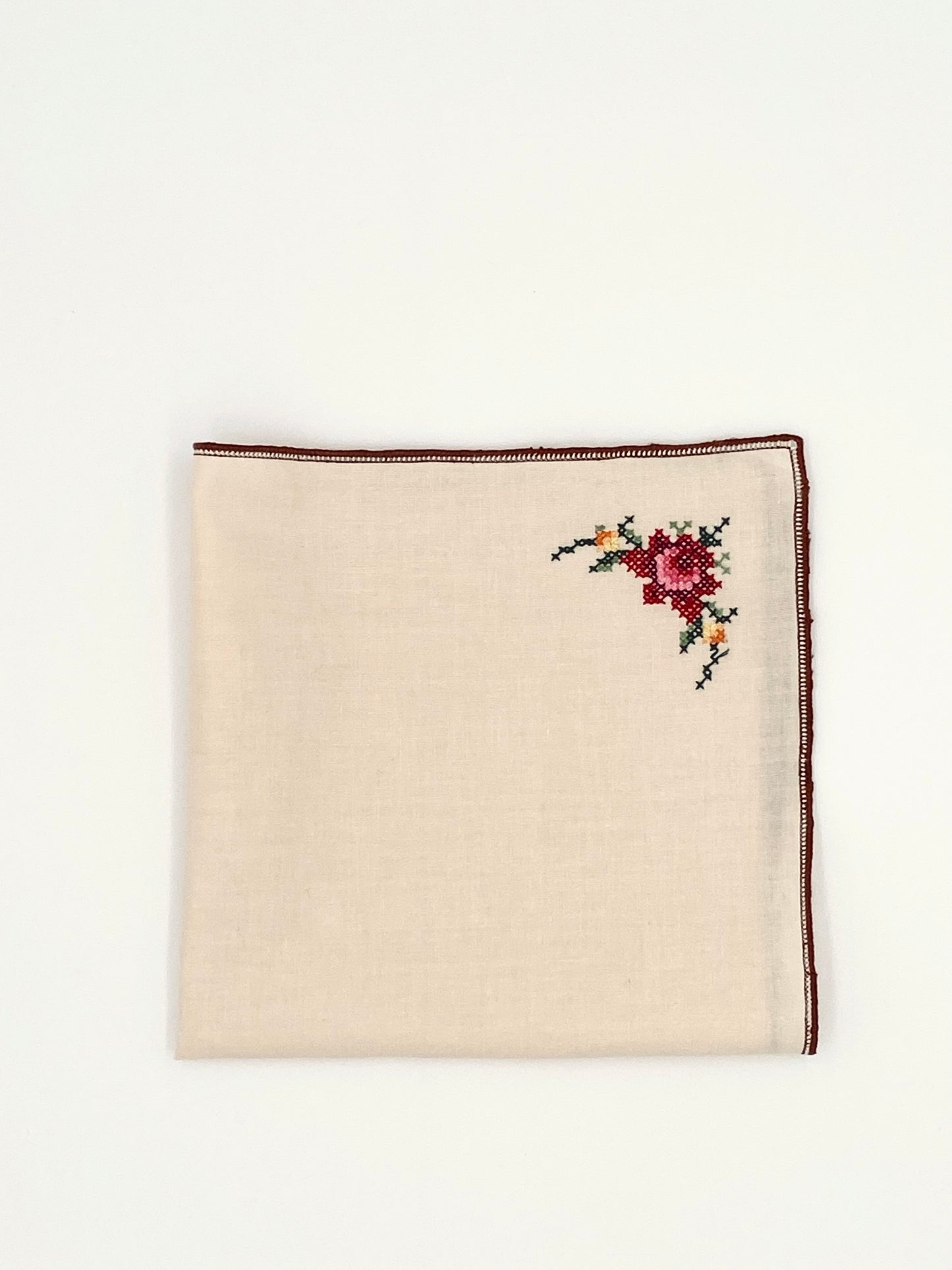 Les serviettes avec des roses