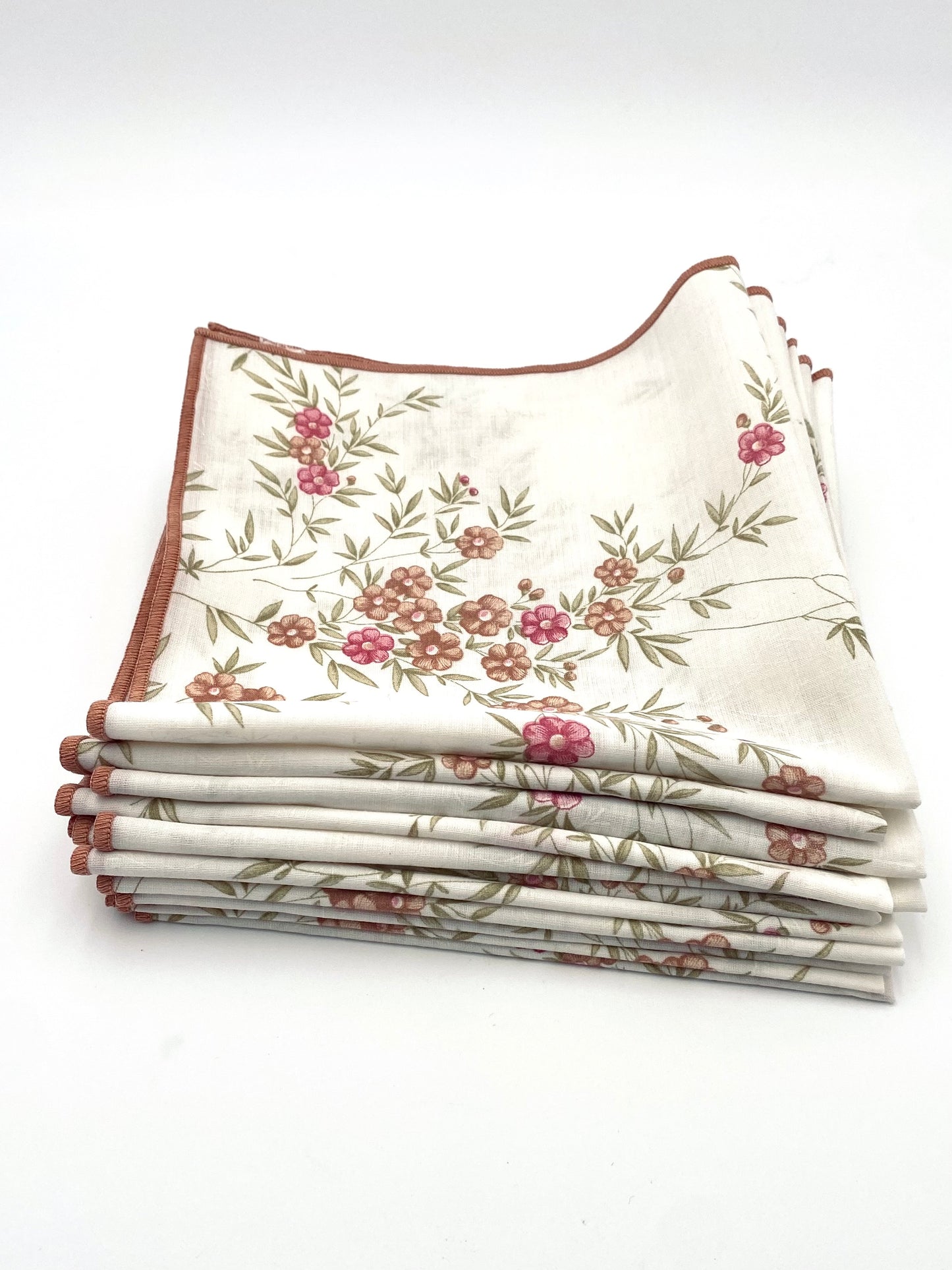 Les serviettes fleuries
