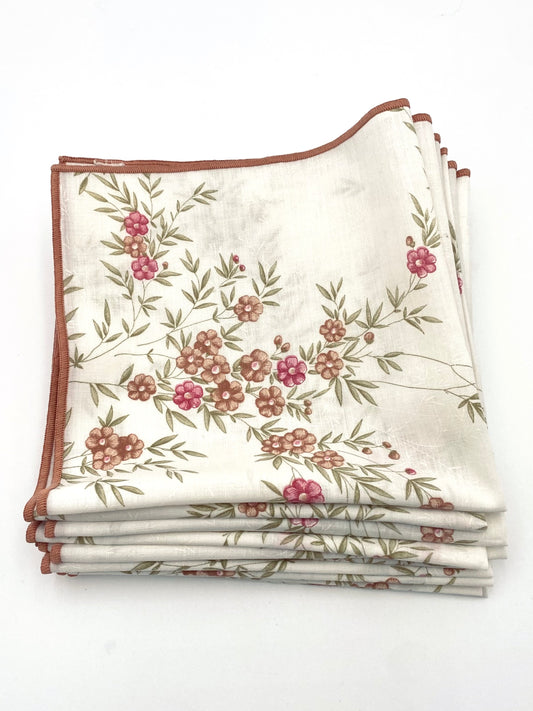 Les serviettes fleuries