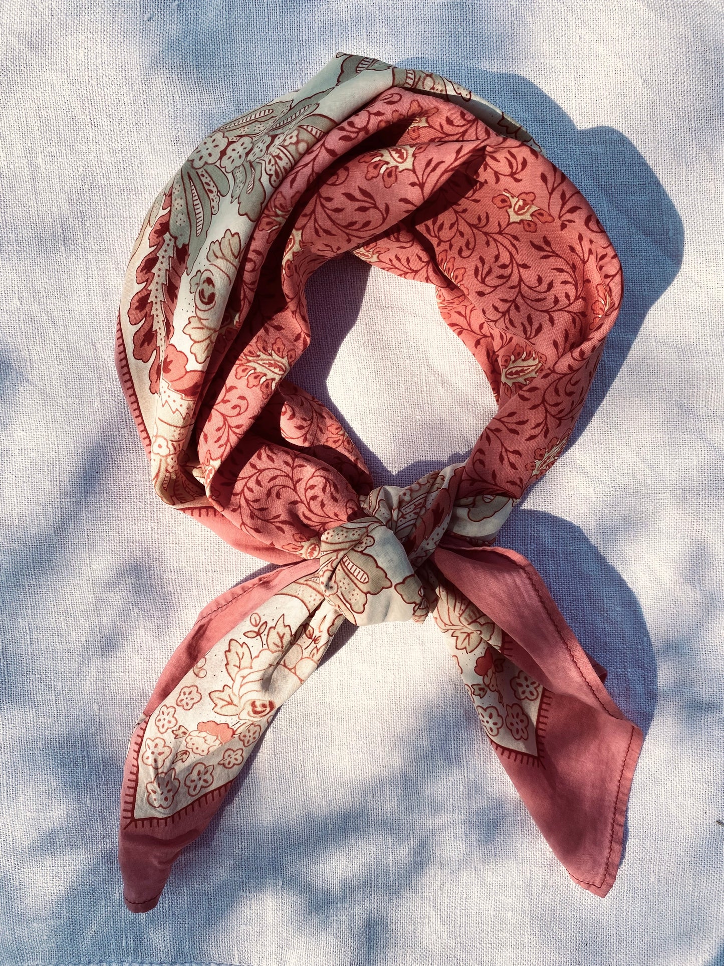 Le foulard vintage Les Olivades