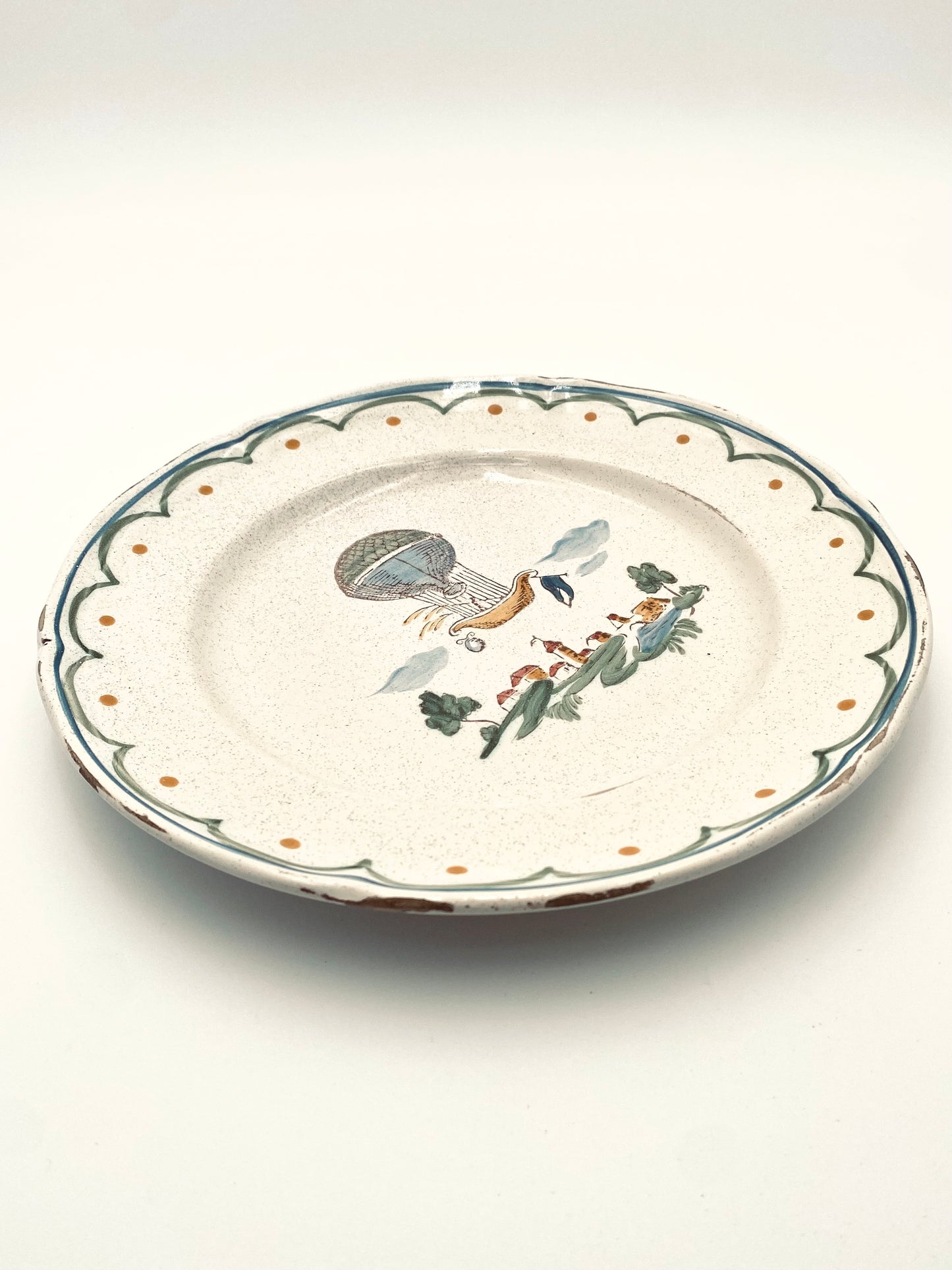L'assiette ancienne à la Jules Verne