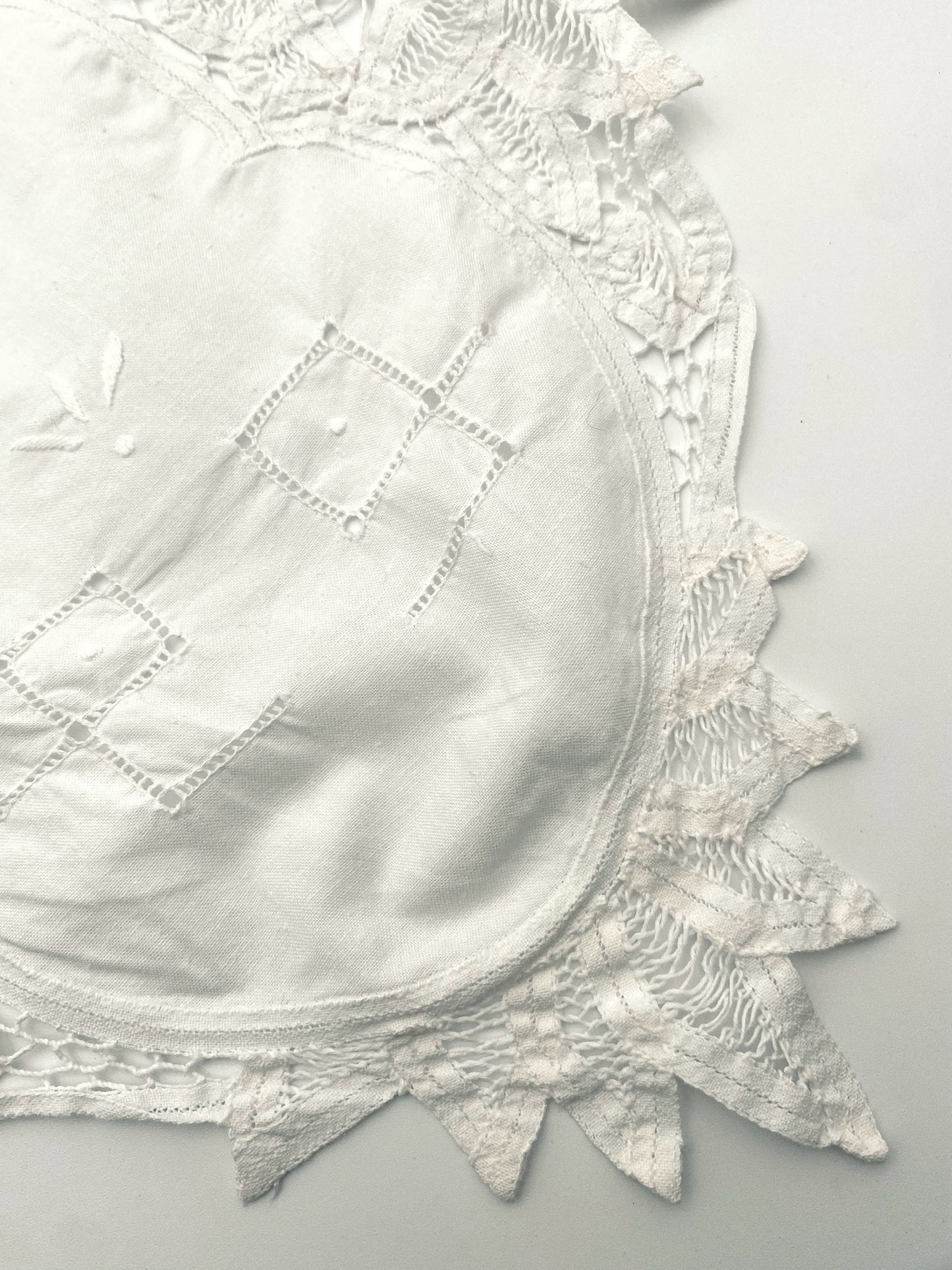 La petite nappe en dentelle