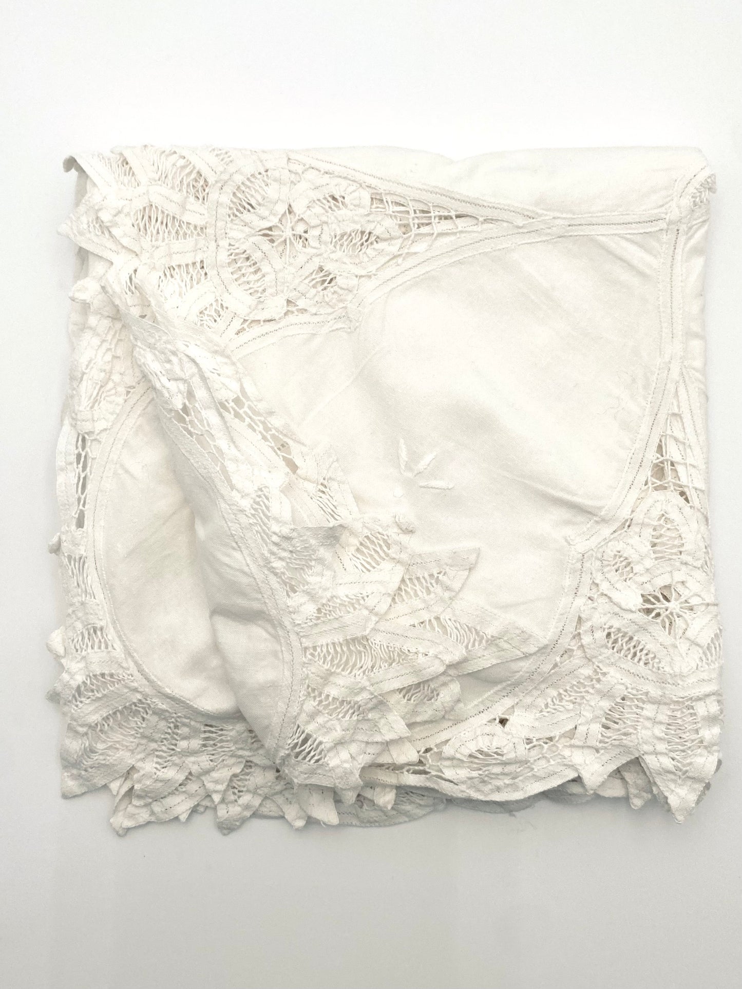 La petite nappe en dentelle