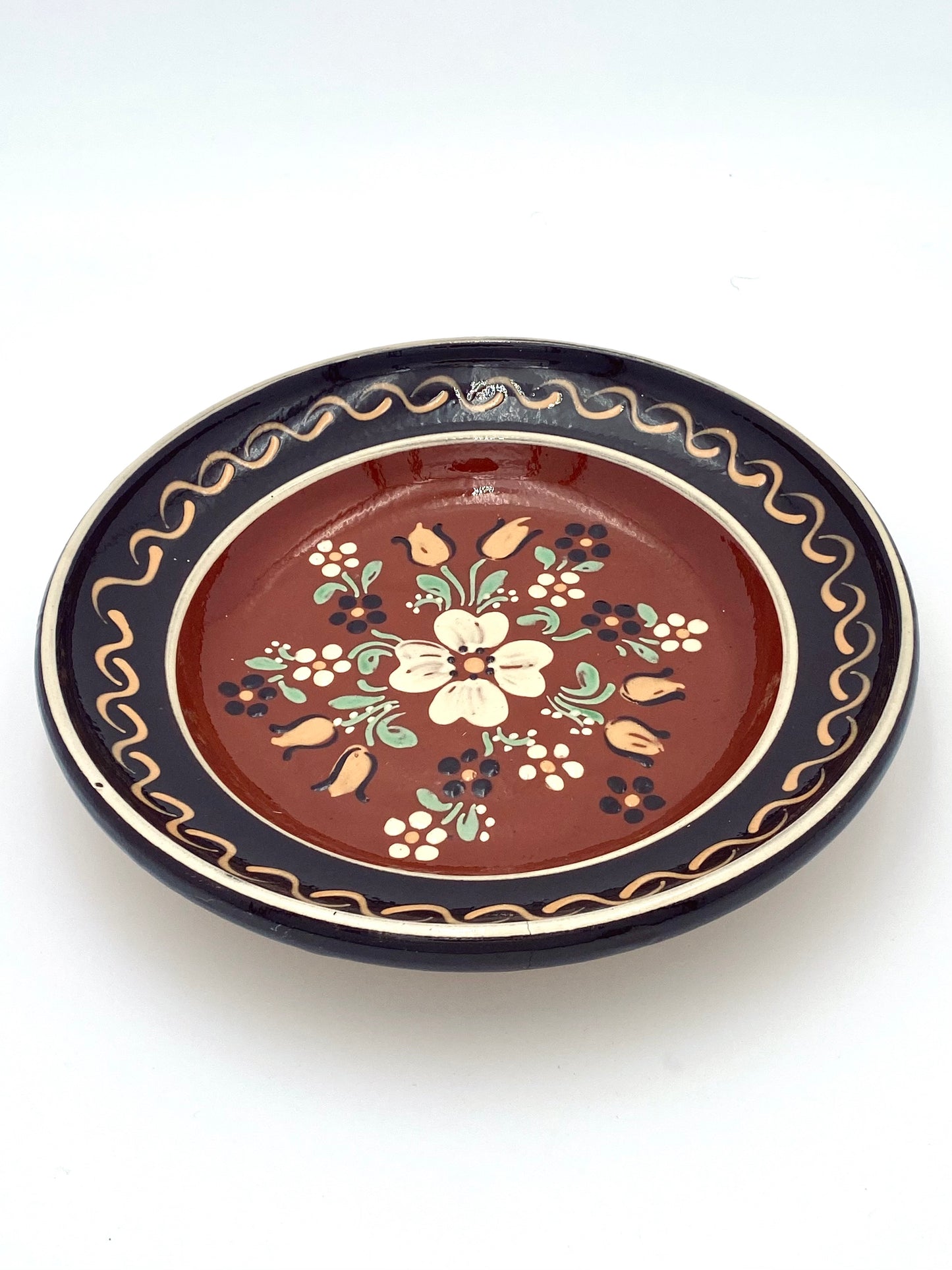 La vieille assiette à fleurs d'Alsace
