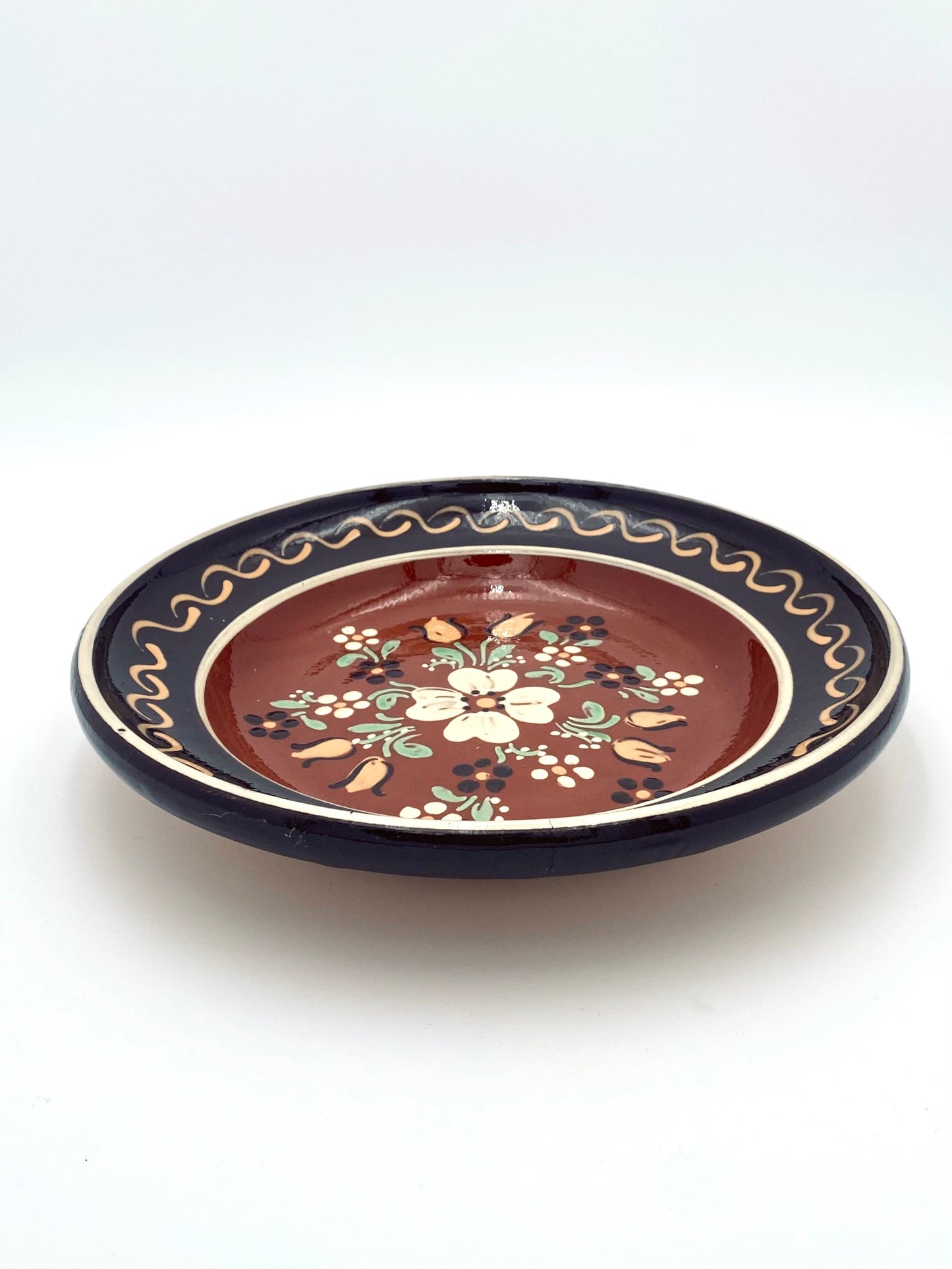 La vieille assiette à fleurs d'Alsace