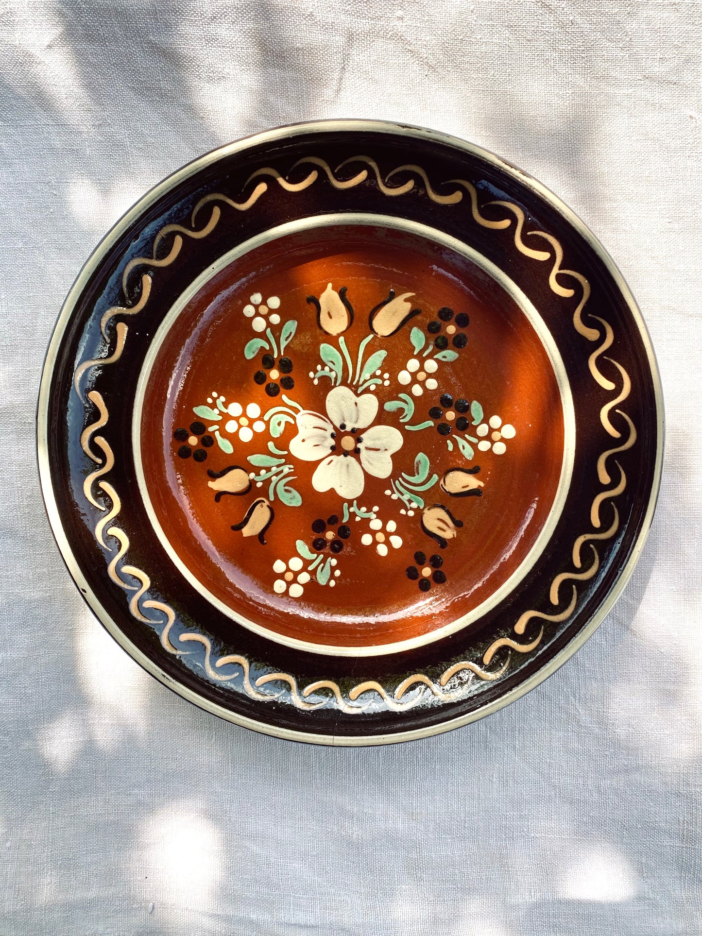 La vieille assiette à fleurs d'Alsace