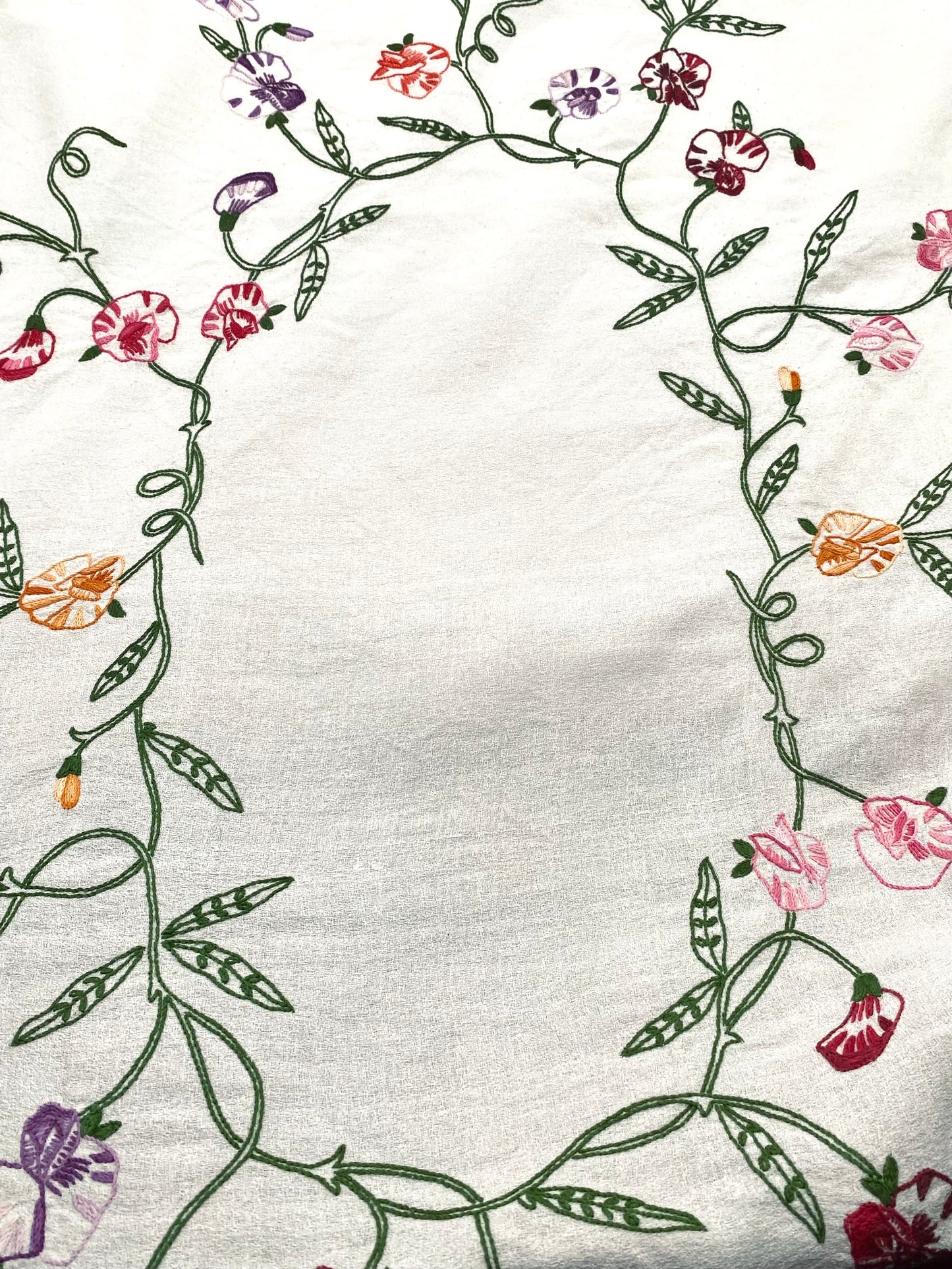 La vieille nappe à fleurs