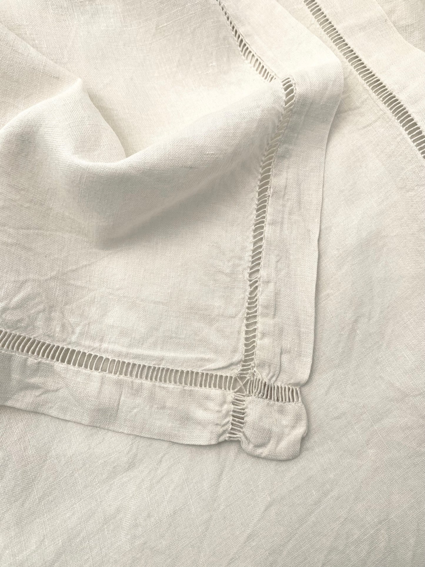 La vieille nappe en lin