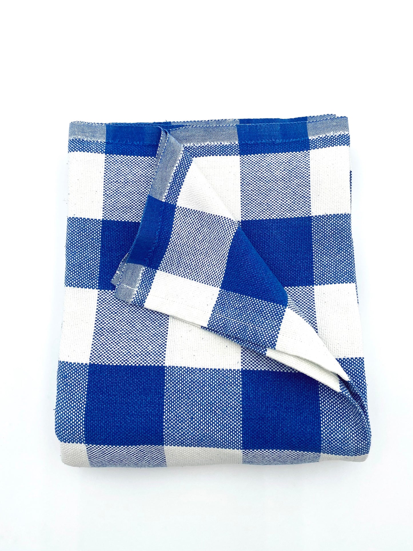 La nappe à carreaux bleus et blancs