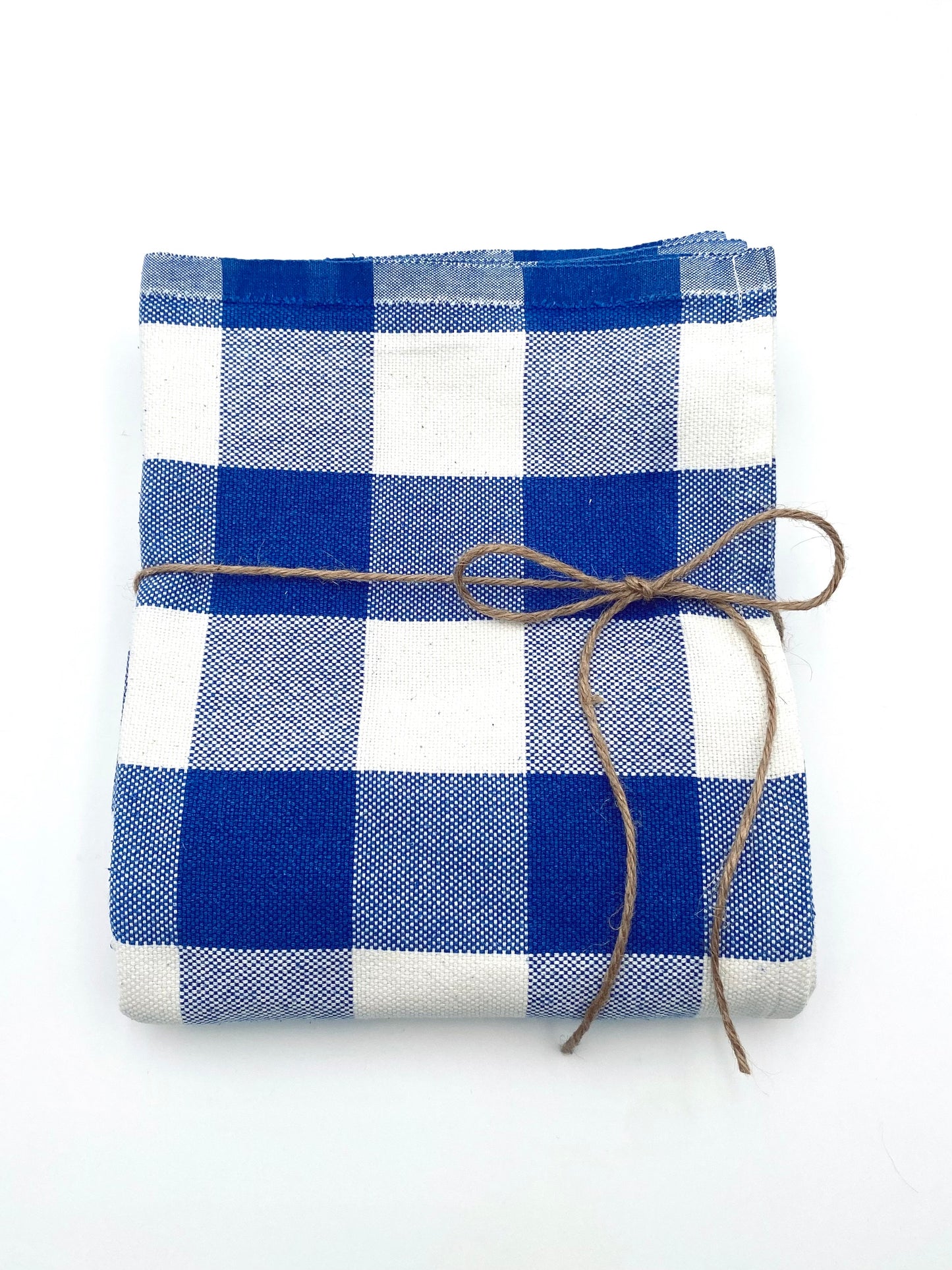 La nappe à carreaux bleus et blancs
