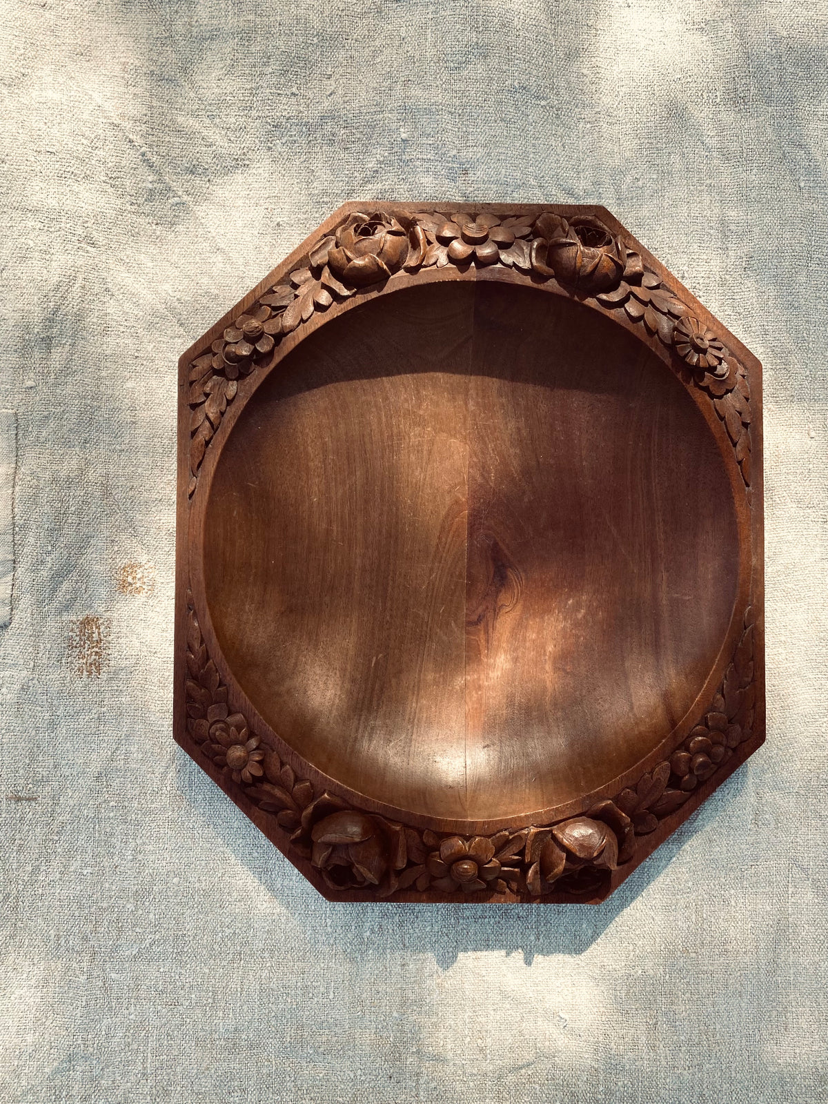 Le grand bol en bois