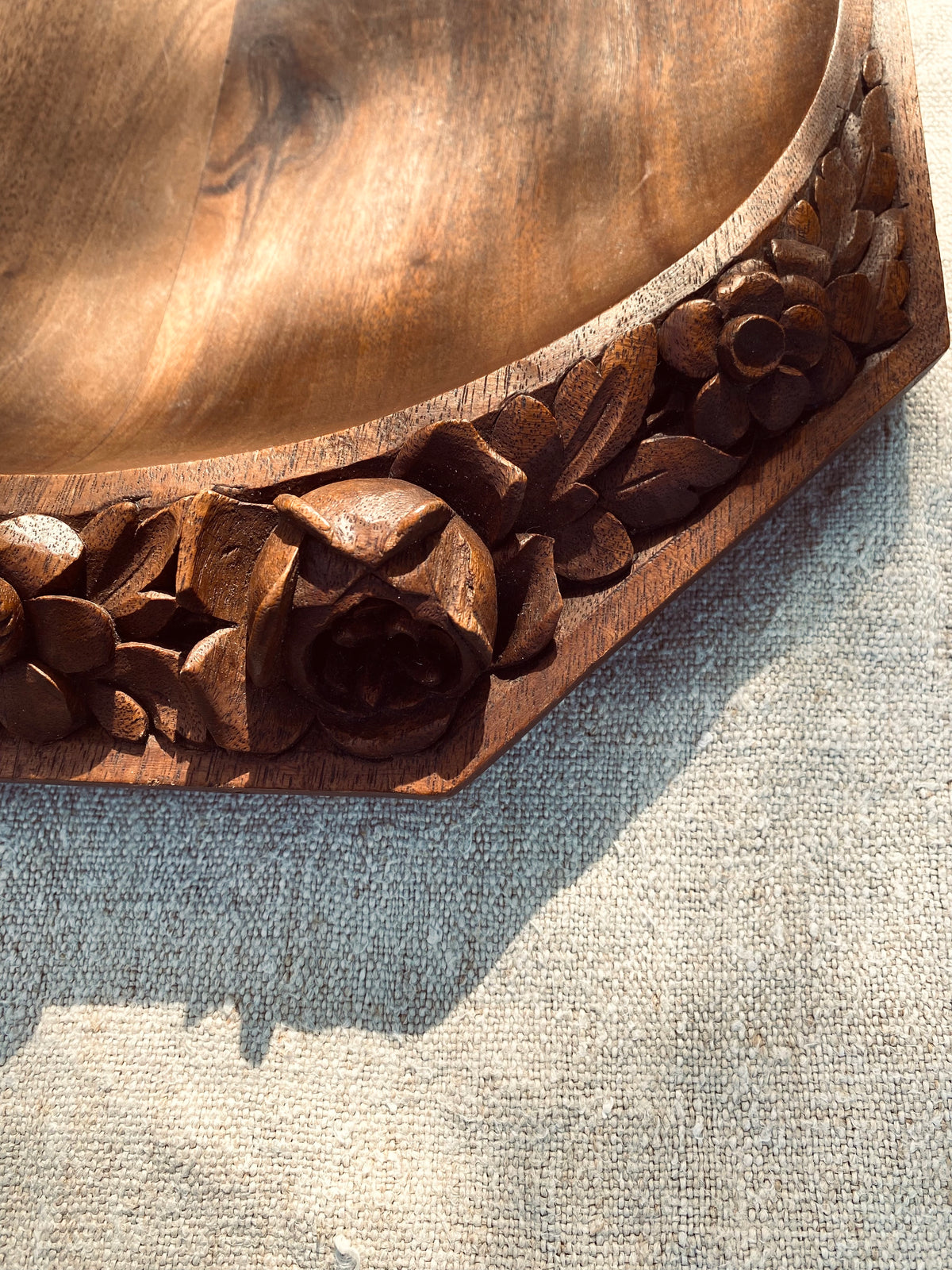 Le grand bol en bois