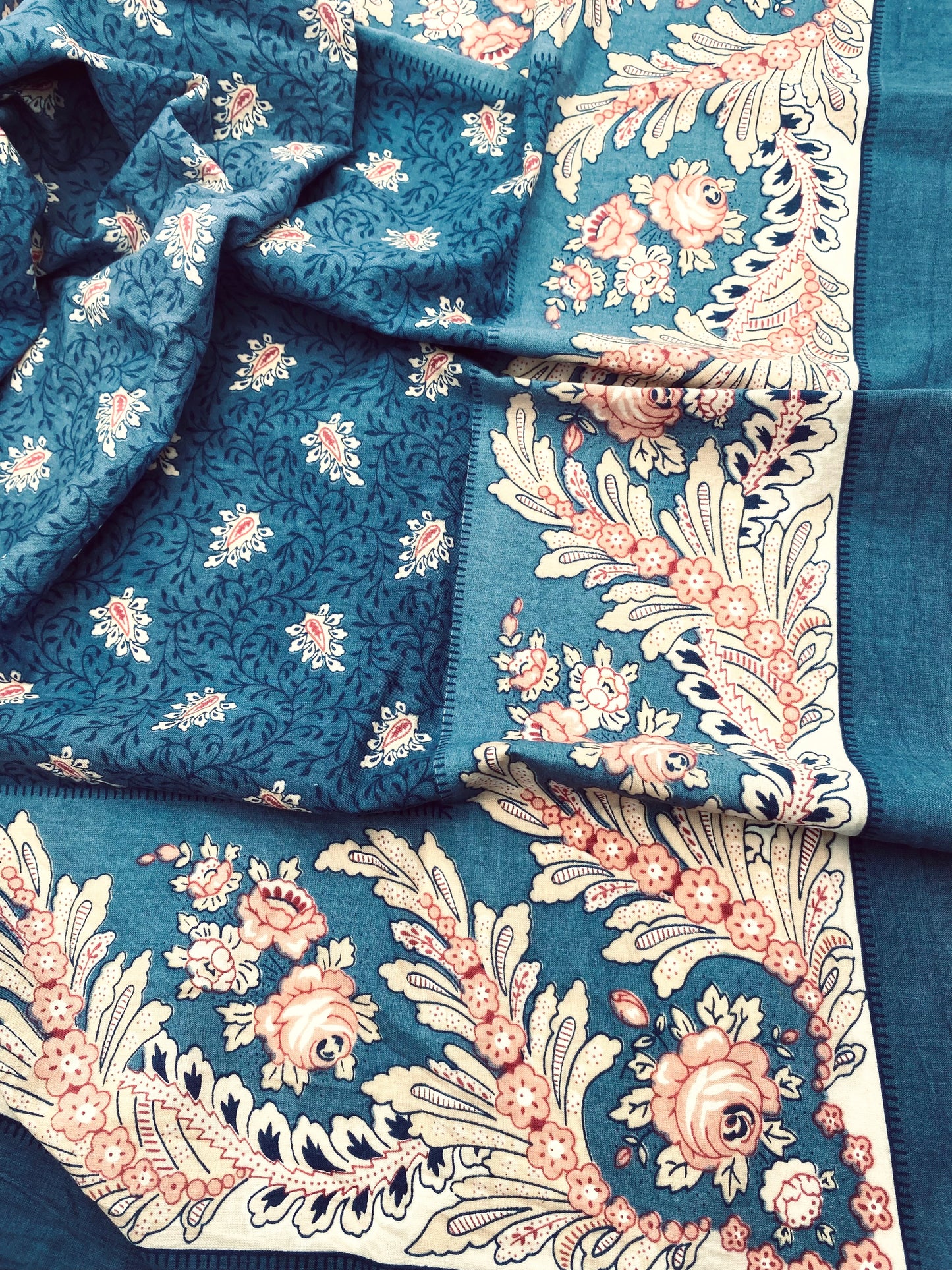 Le grand foulard vintage Les Olivades