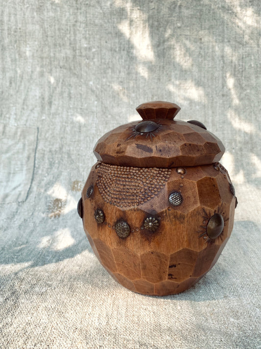 Le pot en bois