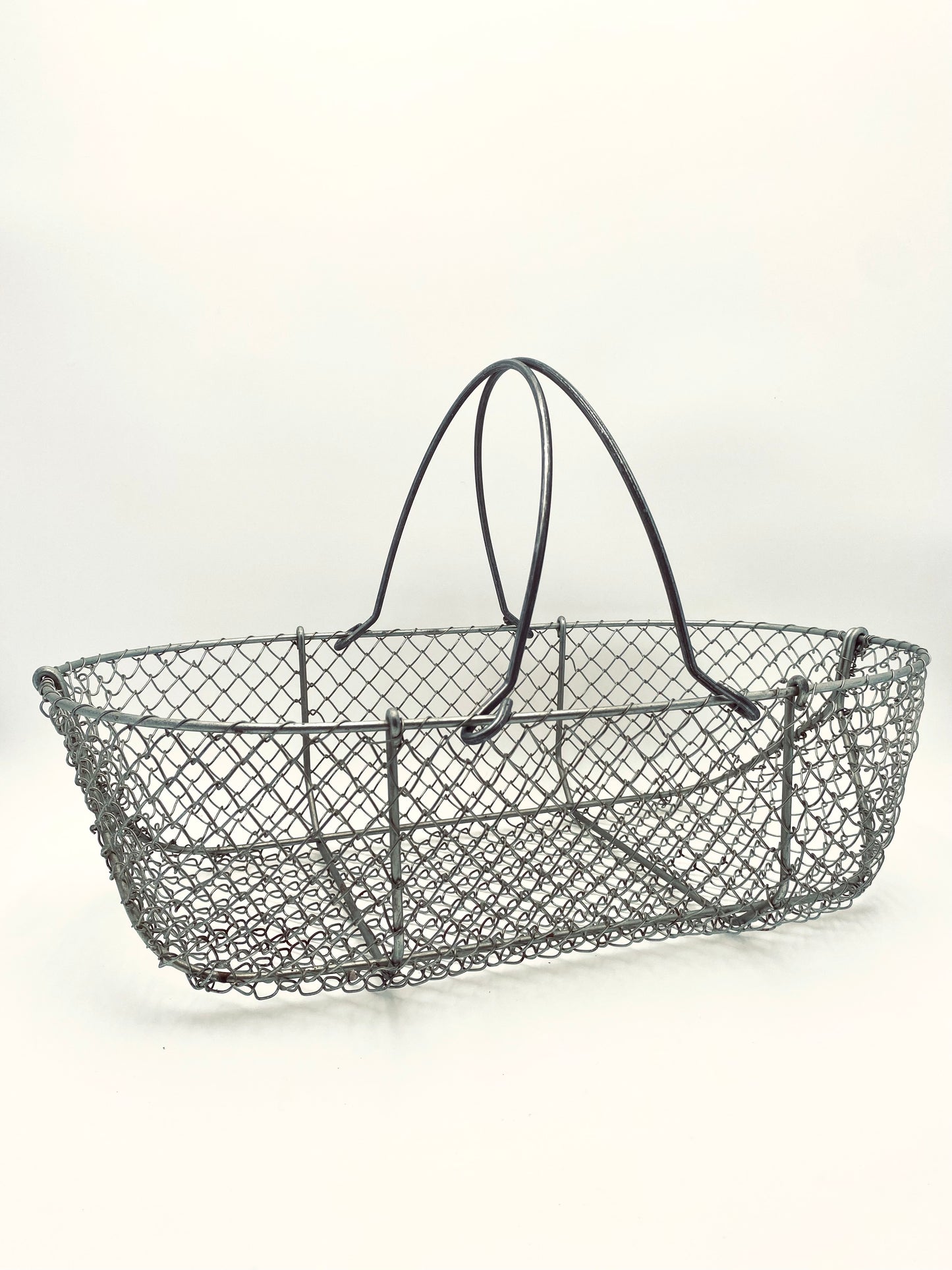 Le grand panier métallique