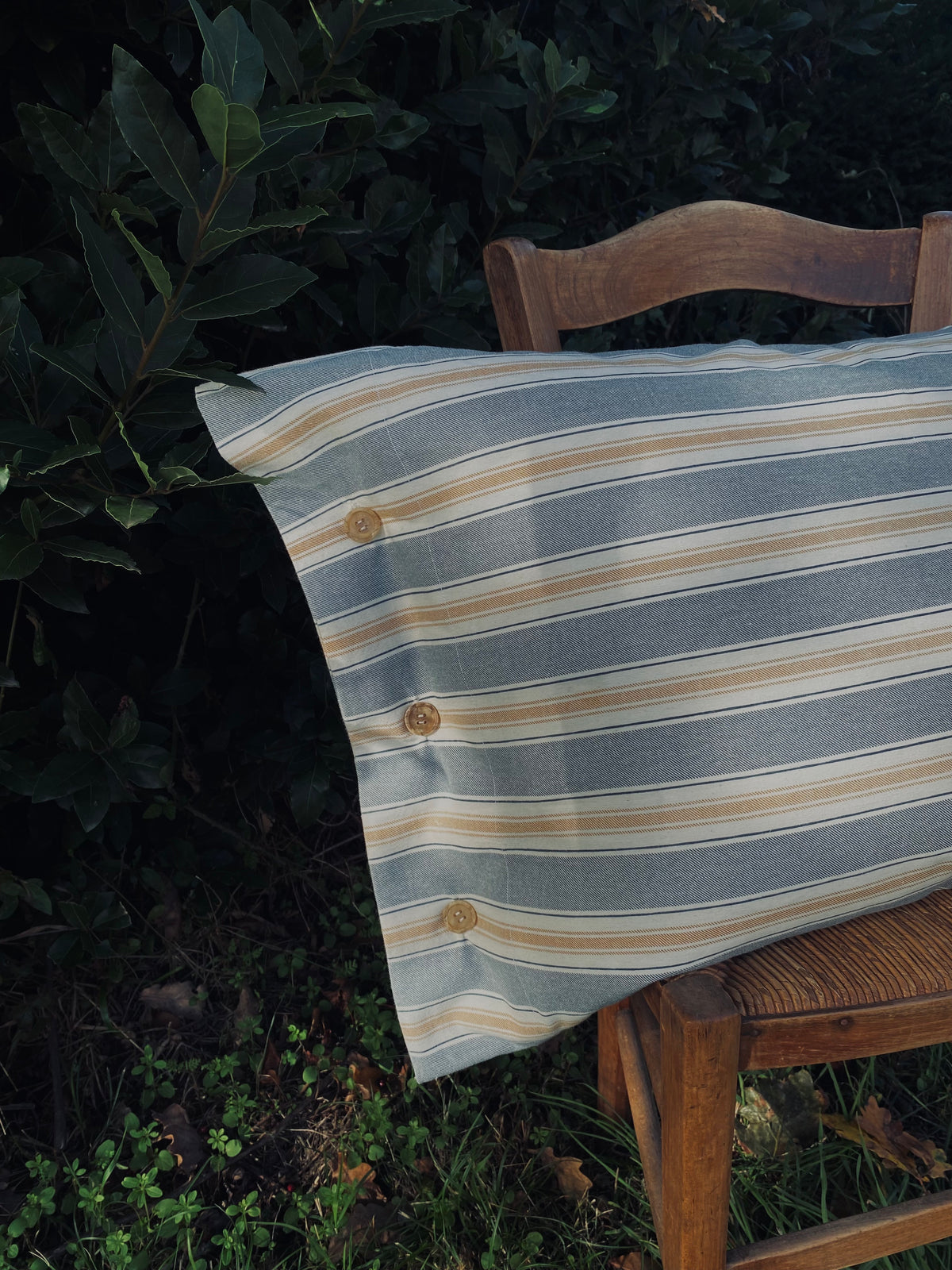 La housse de coussin rayée extra-large