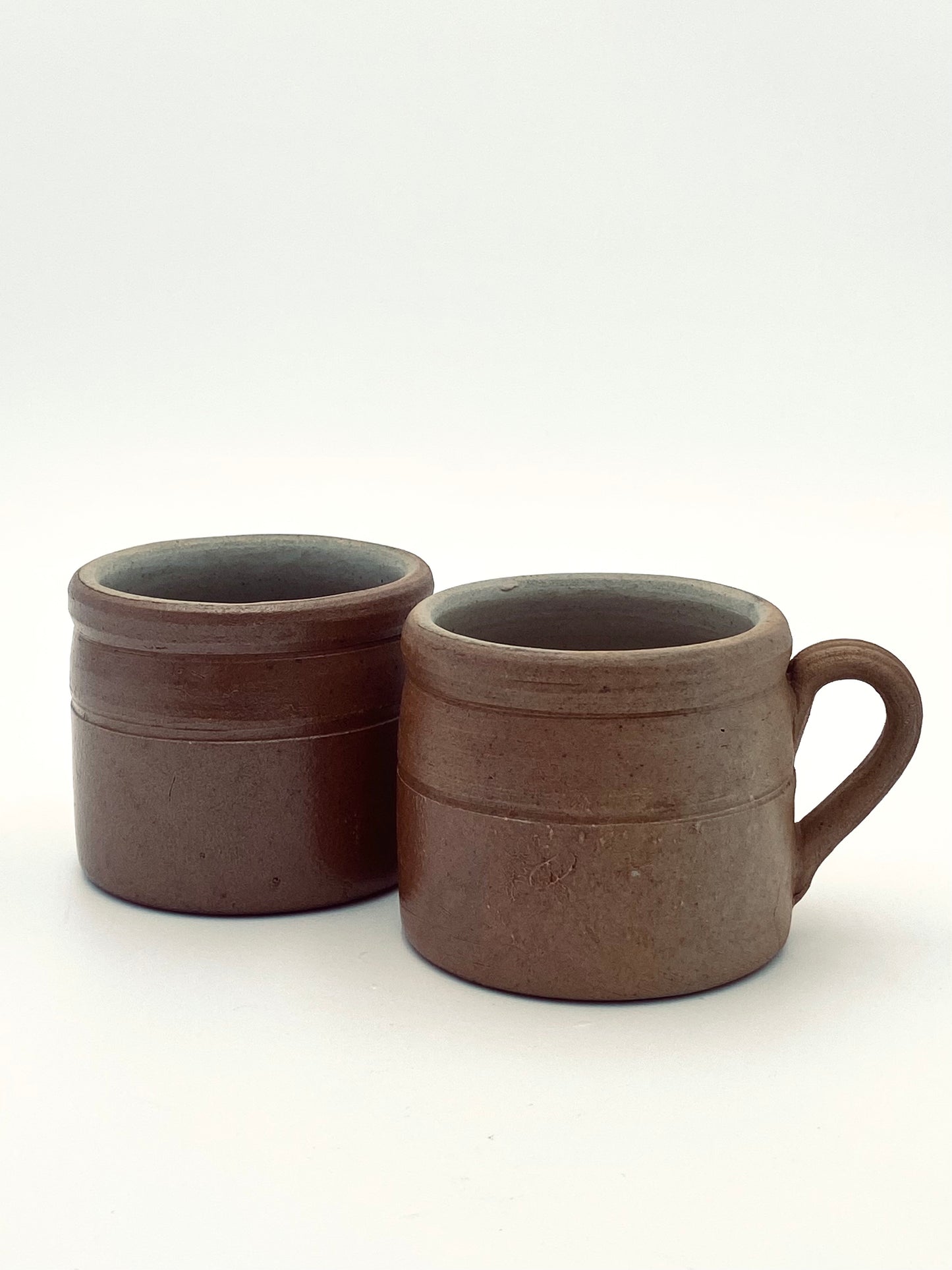 Les tasses en grès