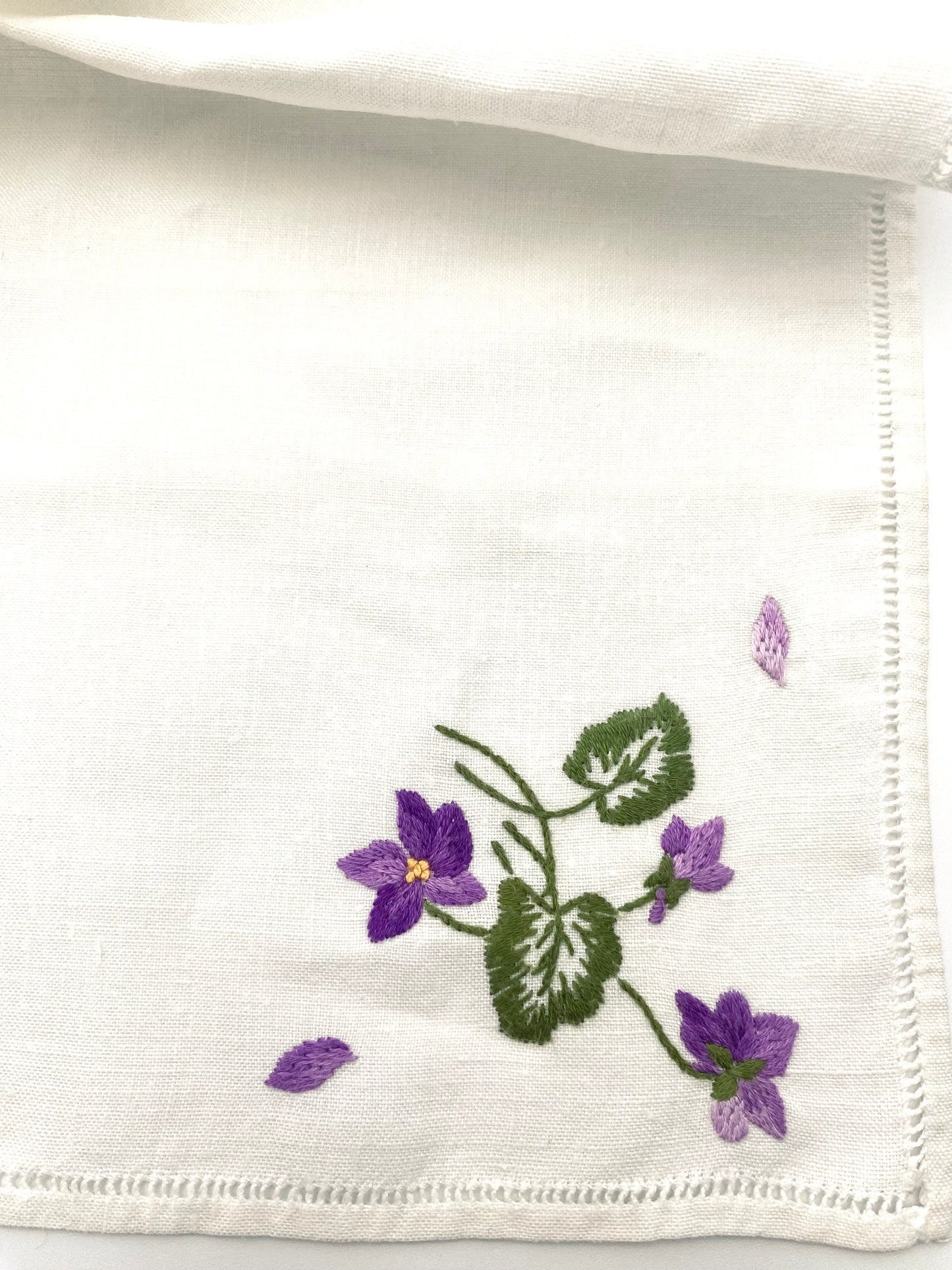 La nappe de rêve brodé