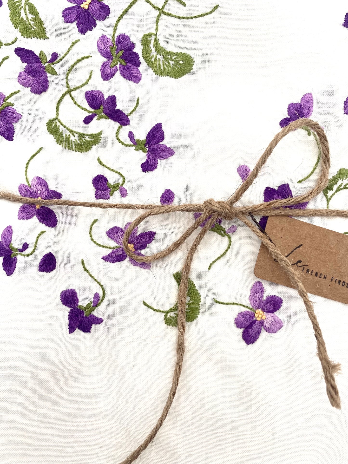 La nappe de rêve brodé