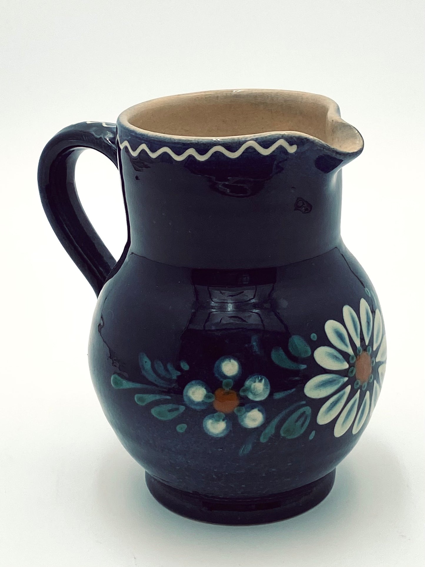 Le pichet alsacienne à fleurs bleues
