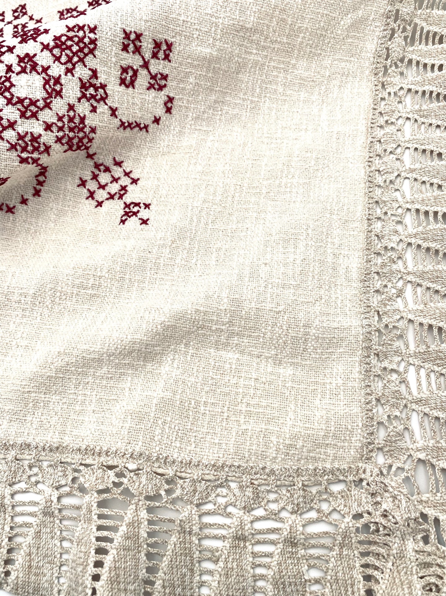 La petite nappe brodée