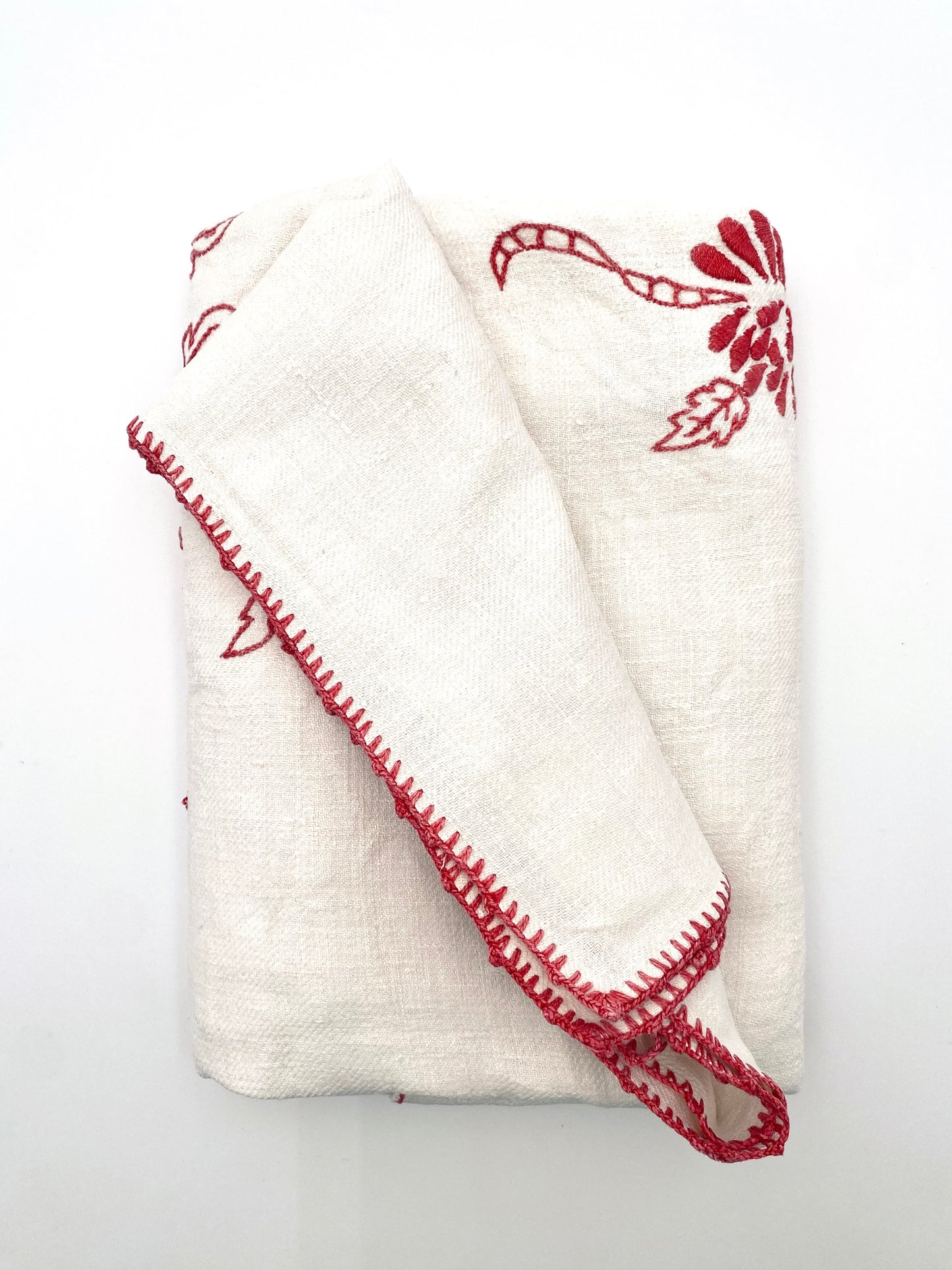 La vieille nappe brodée
