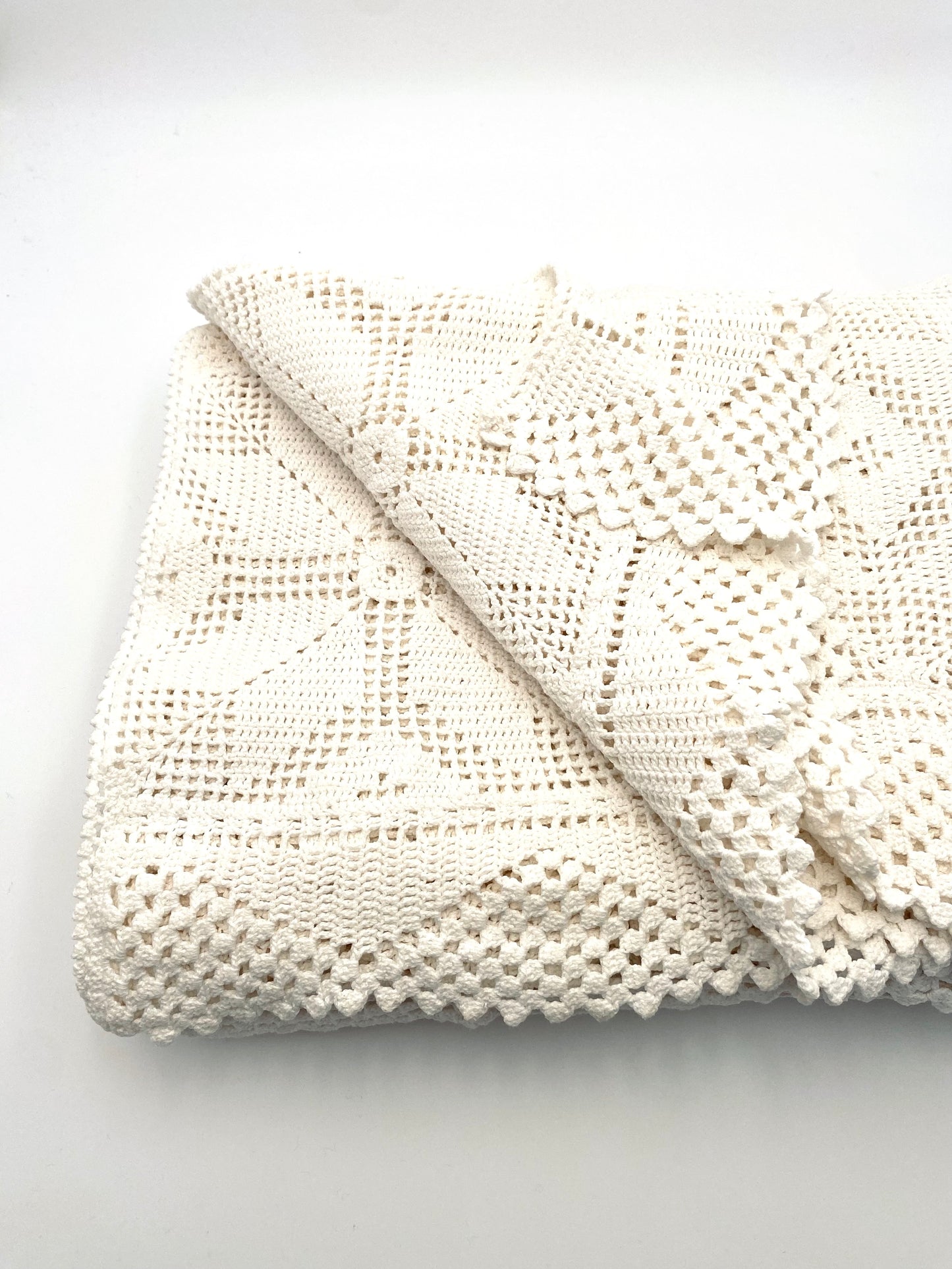 La grand plaid au crocheté