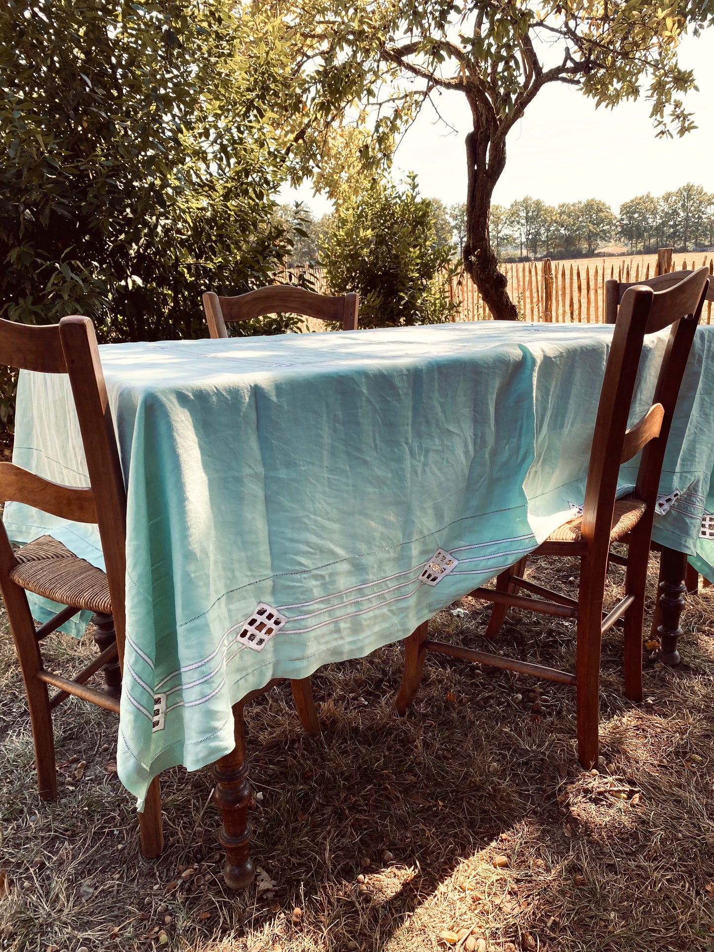 La nappe en lin faite à la main
