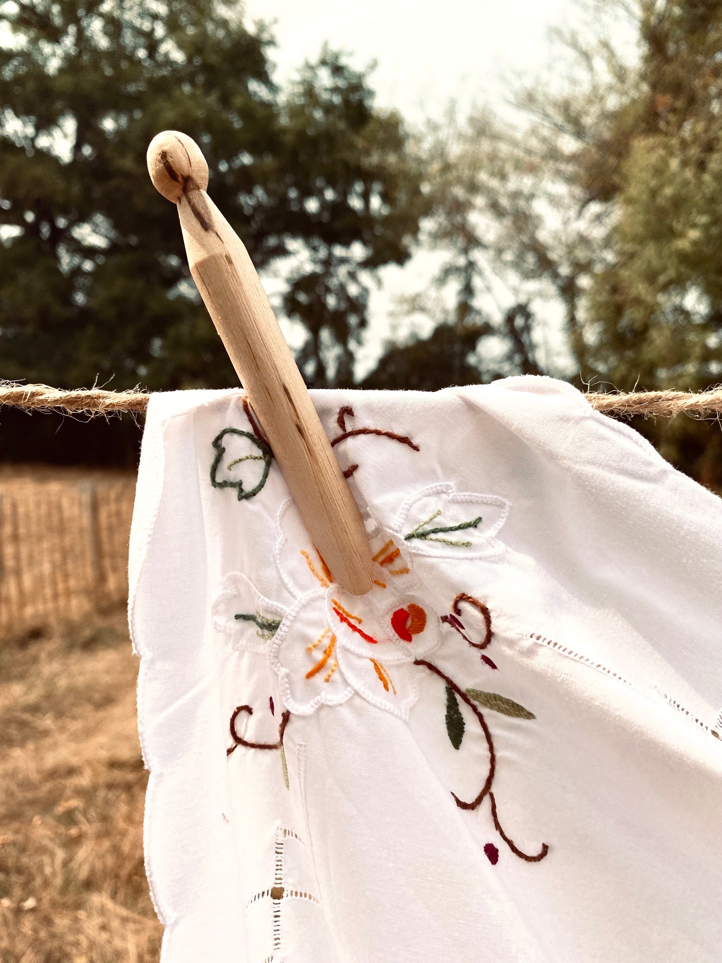 Le nappe en coton avec des fleurs