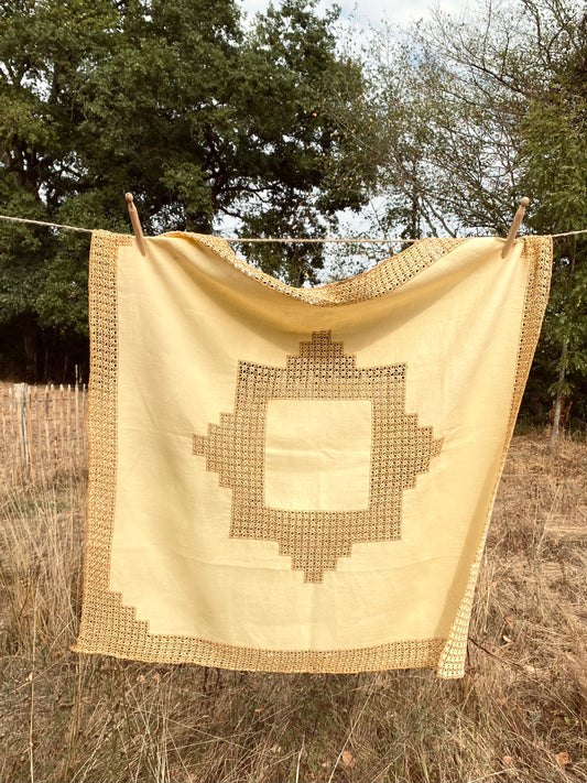 La nappe jaune