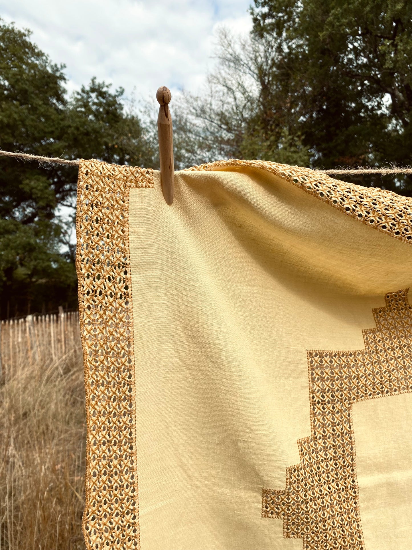 La nappe jaune