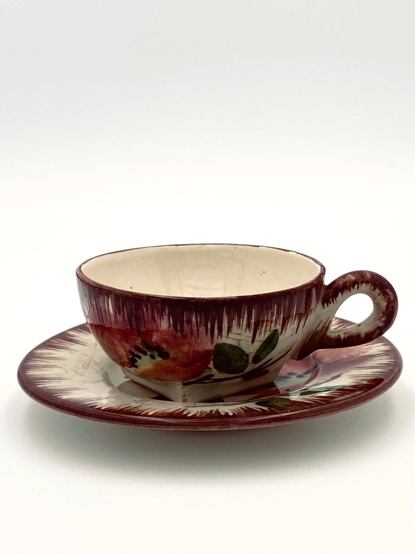 Les tasses à thé fleuries