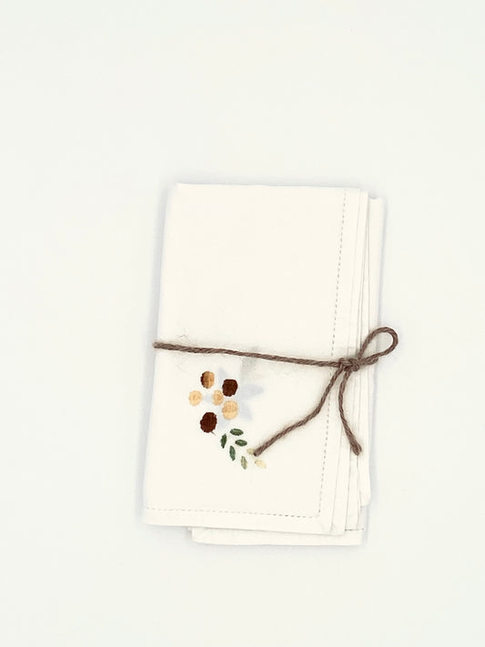 Les 4 serviettes brodées